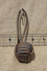 1″ Decorative Nautical Ball Monkeys Fist 5″ Long Color Changing 550 Paracord