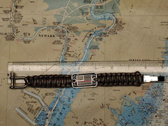 PARACORD SURVIVAL BRACELET WITH AN AMERICAN FLAG, POLICE, FIRE DEPARTMENT, NEW