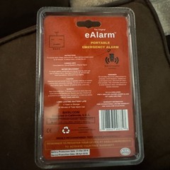 BASU- THE ORIGINAL E-ALARM PORTABLE EMERGENCY ALARM 120 DECIBEL-APPLE RED