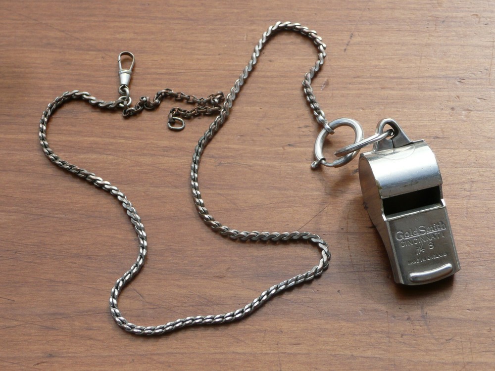 Vtg Metal Whistle w/Cork & Chain Goldsmith No 8 Cincinnati Sports Safety ENGLAND