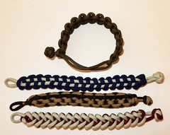 Lot of 4 7″ Paracord Bracelets in Assorted Colors Lot 1of6