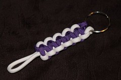 New Paracord Keychain – purple, white #P20