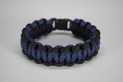 550 Paracord Survival Bracelet Cobra Black/Navy Blue «Made in the USA»