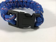 Paracord Bracelet Blue with Clip Closure red and white accents