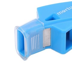 Whistle Plastic Crisp Sound Outdoor Whistle Basketball with Lanyard and Finger