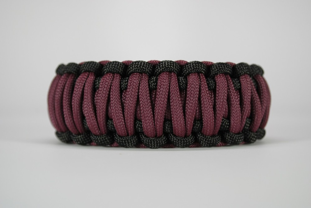 550 Paracord Survival Bracelet King Cobra Black/Burgundy «Made in the USA»