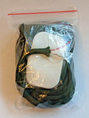 Survival 550 Para Cord, 12′, + 4 Survival Strands =Wire, Fishing, Kindle, Marker