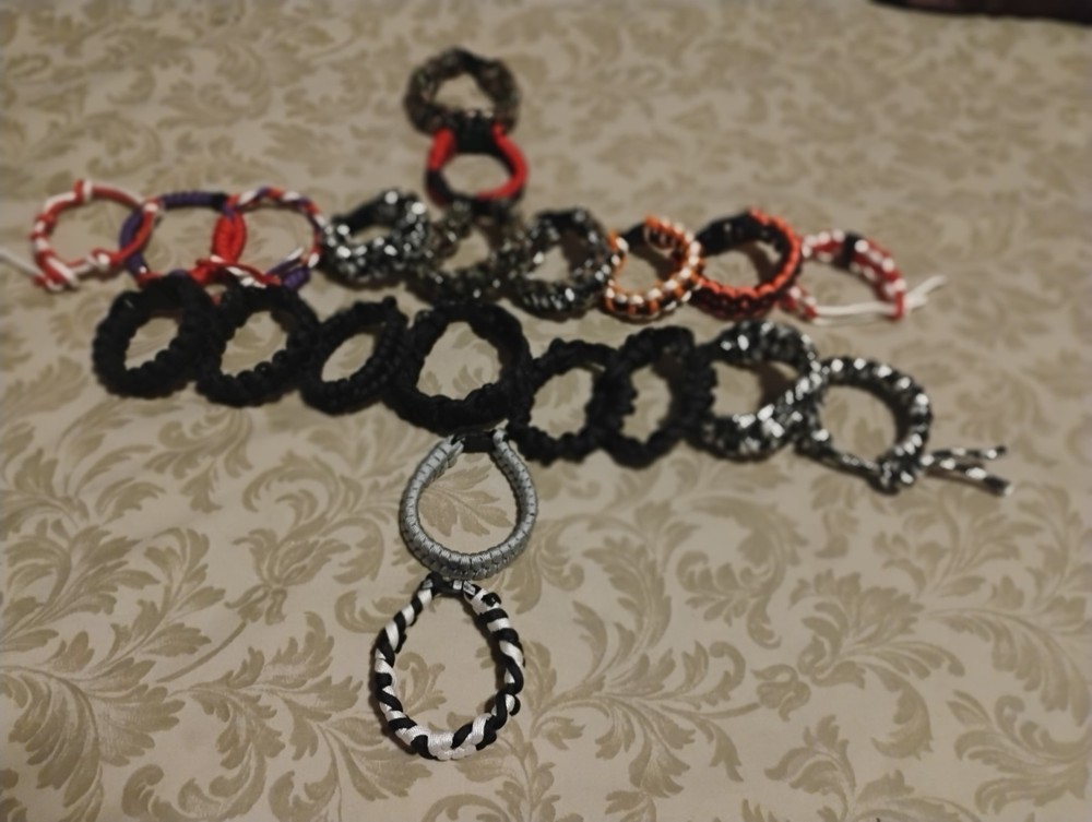 Paracord bracelet bunch