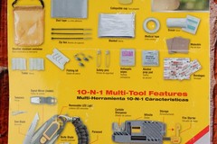 Smith’s 50541 Ultimate Survival Multi-Tool First Aid Fire Starter Knife Kit