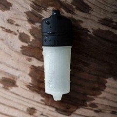 fireSLEEVE Ruggedized Waterproof Lighter Case – Glow in the Dark