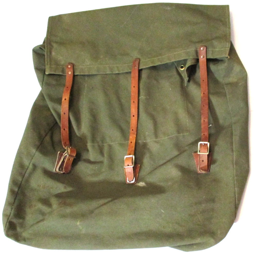 NICE VINTAGE DULUTH PACK MONARCH NO. 3 BACKPACK PREPPER FISH CANOE CAMP HUNT