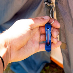 Brrr-Ometer – Snowsport Zipper Pull Thermometer for Jacket, Parka