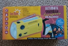Emergency Generator & Solar Radio Flashlight Siren Crank Power Brand NEW Vintage
