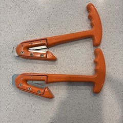 Colonial Cutlery Seat Belt Cutter