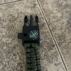 Paracord Survival Hiking Bracelet Compass, Blade edge, Emergency Whistle #914A