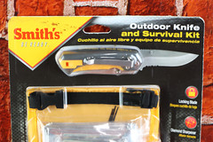 Smith’s 50540 Outdoor Survival Sharpener Fire Starter Knife Kit