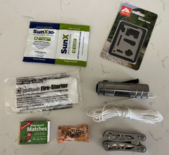 Pocket Mini Survival Kit – 8 Items – New