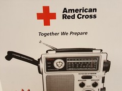 American Red Cross emergency radio hand crank FR300 Eton