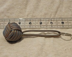 1″ Decorative Nautical Ball Monkeys Fist 5″ Long Color Changing 550 Paracord