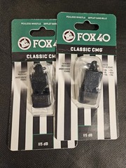 Fox 40 Pealess Whistle 115 dB Classic CMG Cushioned Mouth Grip Sport Referee (2)