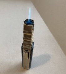 Windproof Straight Torch Blue Flame Lighter Refillable GOLD COLOR （USA seller ）