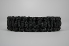 550 Paracord Survival Bracelet Cobra Solid Black «Made in the USA»
