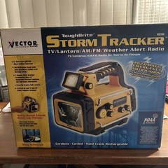 VINTAGE VECTOR VEC135 STORM TRACKER TV WEATHER ALERT AM/FM RADIO OPEN BOX