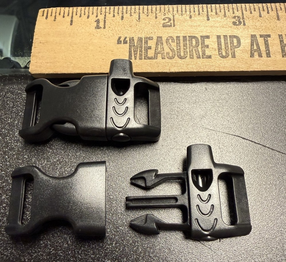 New Paracord Accessory 5/8 inch whistle buckles – Black – Bulk Pack of 48