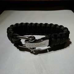 Gecko Equipment paracord survival bracelet strong durable nylon cord 550lbs .