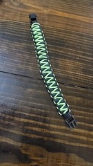 Paracord Bracelet 9″ Green And Black