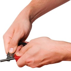 KERSHAW Fire Starter Tool (1019) – Magnesium Fire Starter, Up To 3000 Strikes