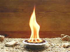 Outdoor Survival 3-Hr Eco Buddy Burner + 5 Fire Buddy Long-Lasting Matches