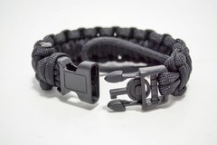 Military/Law Enforcement Adjustable Survival Paracord Bracelet w/Handcuff Key