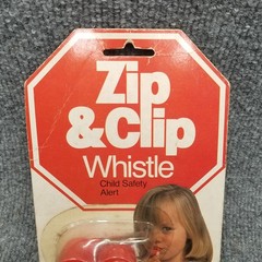 Vintage Zip & Clip Whistle Red Flowers Straco Child Safety Alert 80s 90s