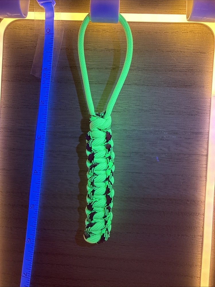 6 In UV Reactive USA Made 550 Lb Paracord Knife/EDC Lanyard, Purple And Green.
