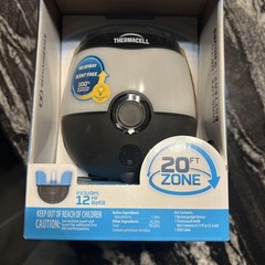 NEW! Thermacell Rechargeable Mosquito Repellent And Lantern with 12 Hr Refill