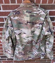 NWT PERIMETER INSECT GUARD CAMOFLAUGE MILITARY COMBAT COAT LARGE LONG