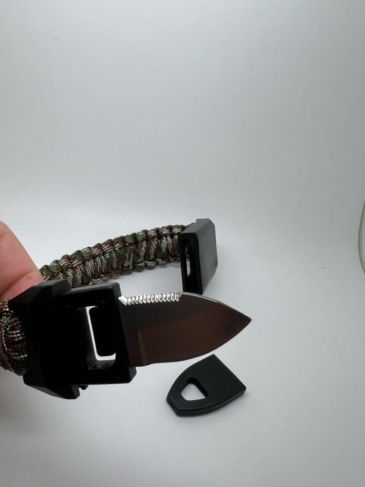 Bracelet Survival Multifunctional with Whistle and Knife for Camping and Hunting