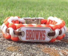Cleveland Browns Paracord Bracelet w/ NFL Dog Tag and Metal Buckle. AWESOME!!!