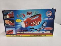 Solar Powered Flashlight Radio With Hand Crank Prepper Bug Out Bag