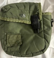 Authentic US Military Issue 2 QT Olive Canteen Cover With Bottle