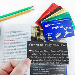 Magdepo 6 Pack Credit Card Size Magnifier Ruler Fire Starter Magnifying Glass Wa