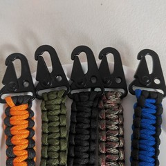 2pcs 7-Core Paracord Outdoor Keychain – Braided Keyring with Eagle Hook