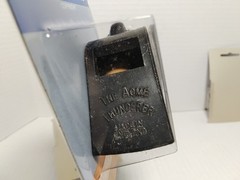 NEW! «Acme Plastic Whistle, Small, High Pitch, Black 660BLK NOS VTG LOT OF 4 4x