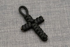 Handmade 550 Paracord Key Chain Small Cross Black