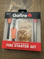 GO Fire Ultimate Fire Starter Set mag strike all natural wood wool