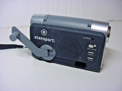 Stansport FM Weather Band Dynamo Radio – Hand Crank – L.E.D. light