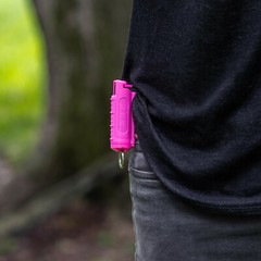 Police Magnum .50oz pepper spray 5 hot pink molded keychain 5 QR safety defense