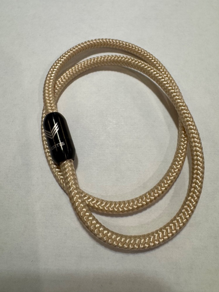 VERTIG PARACORD BRACELET MAGNETIC BEIGE