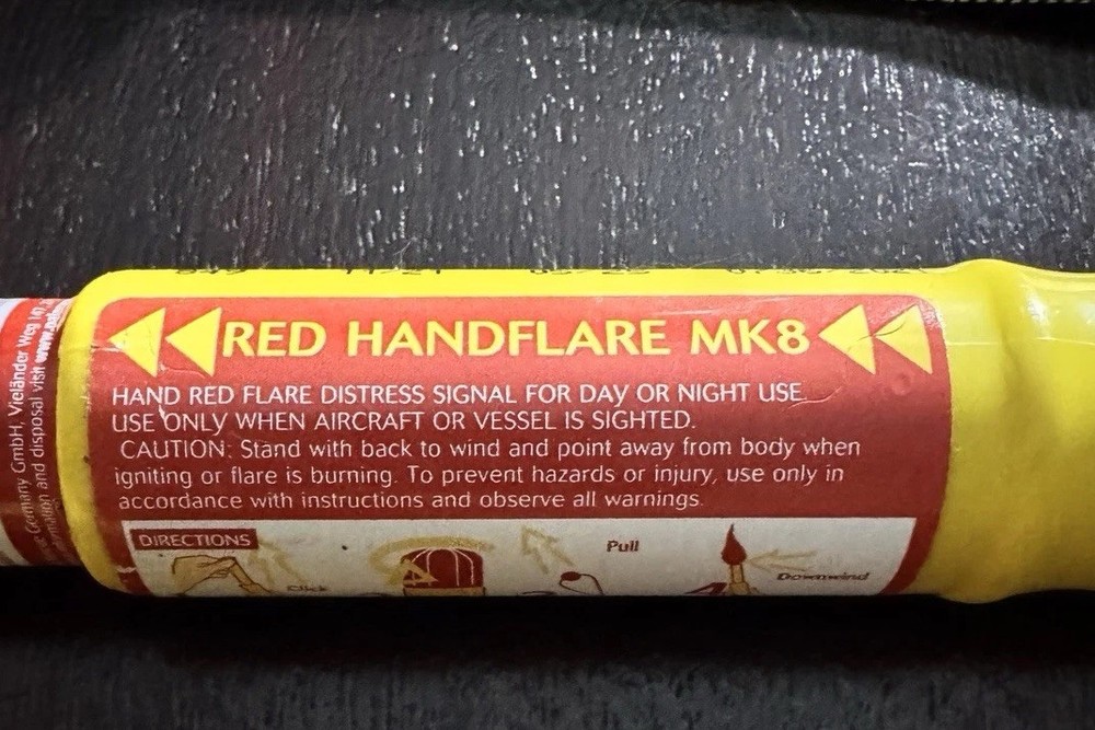 5pc Red safety Flares ultra bright Pyro Mg based -US COAST GAURD SOLAS 74 cert